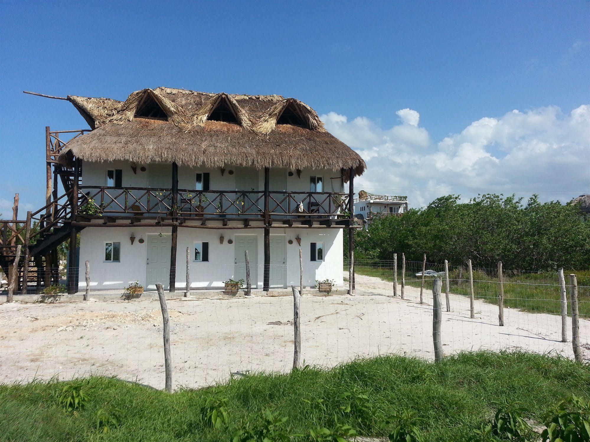 Blatha Tropical Rooms Holbox Exterior foto